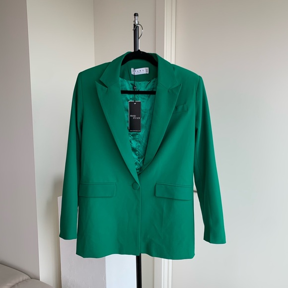 NWT Green Two Piece Pantsuit Set - Picture 5 of 12